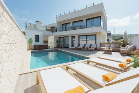 Property building, Patio, Day, View (from property/room), Balcony/Terrace, Living room, Seating area, Pool view, Swimming pool, Swimming pool, sunbed
