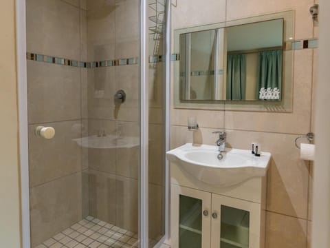 500 Metres Apartment in Western Cape