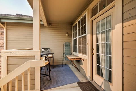 Cozy Littleton Condo with Loft and Patio on Golf Course Apartment in Englewood