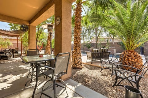 Stunning Pool and Patio Spacious Chandler Oasis! House in Chandler