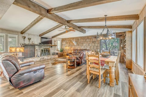 Ruidoso Home with Hot Tub and Sierra Blanca Views House in Ruidoso