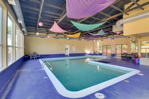 Lincoln City Beach Condo Clubhouse and Pool Access! Apartment in Lincoln Beach