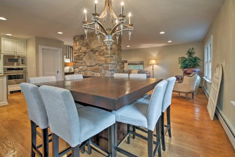 Waterfront Harveys Lake House with Private Dock! House in Luzerne County