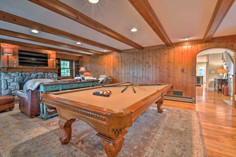 Waterfront Harveys Lake House with Private Dock! House in Luzerne County