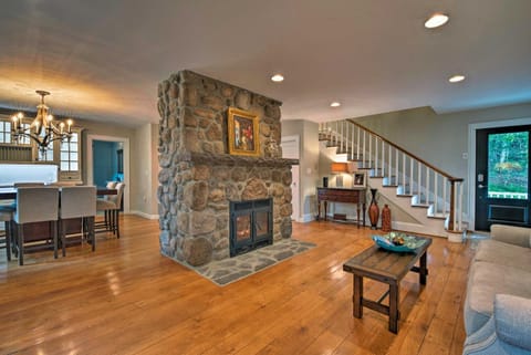 Waterfront Harveys Lake House with Private Dock! House in Luzerne County