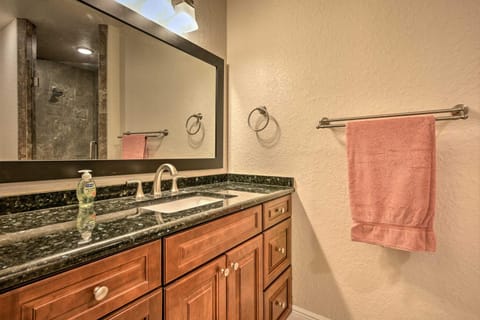 Waterfront Winter Haven Home with Dock and Hot Tub! House in Winter Haven