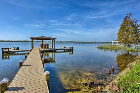 Waterfront Winter Haven Home with Dock and Hot Tub! House in Winter Haven