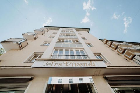 Property building, Facade/entrance, Property logo or sign