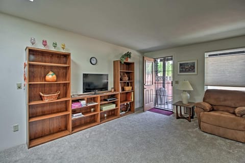 Green Valley Townhome with Patio and Resort Amenities House in Sahuarita