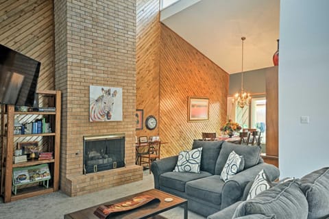 Lubbock Townhome with Grill Near TTU and Downtown! House in Lubbock