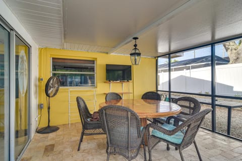 4 Mi to Dog Beach Largo Home with Pool and Hot Tub! House in Largo