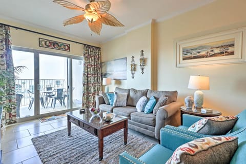 Beachfront Condo with Pool Access in Biloxi! Apartment in Biloxi