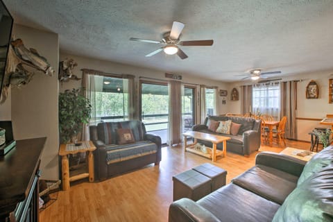 Waterfront Home with Fire Pit on Table Rock Lake House in Table Rock Lake