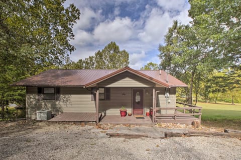 Waterfront Home with Fire Pit on Table Rock Lake House in Table Rock Lake