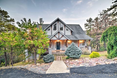 Family-Friendly Massanutten Home with Slope Views! House in Massanutten