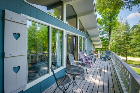 Winhall Home with Sauna Less Than 1 Mi to Stratton Mountain! House in Winhall