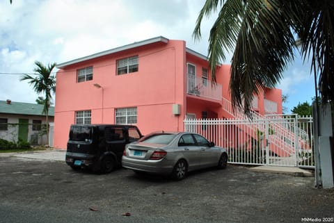 Property building, Neighbourhood, Street view, Parking