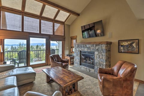 Expansive Bigfork Resort Retreat on Flathead Lake! Apartment in Bigfork