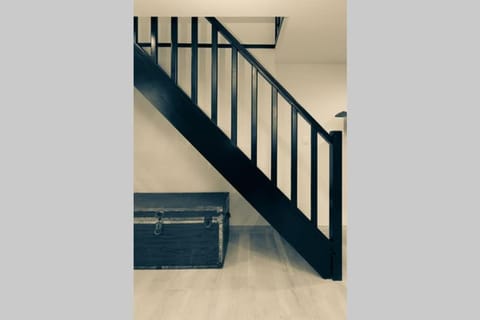 PENTHOUSE Loft 5MIN PALAIS DES FESTIVALS AND BEACH terrace view on castle Apartment in Cannes