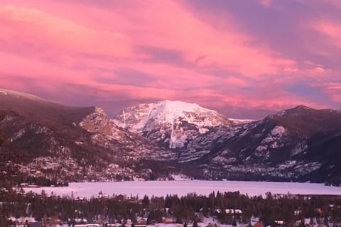 Grand Lake Condo Best Lake View and Panoramic Deck Apartment in Grand Lake