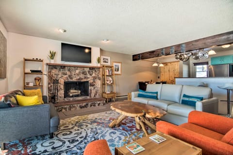 Grand Lake Condo Best Lake View and Panoramic Deck Apartment in Grand Lake