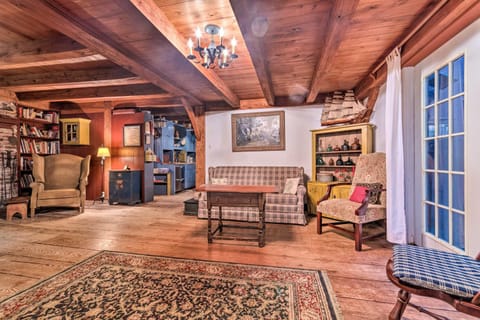 10 Mi to Hot Springs Natl Park Home with Grill! House in Arkansas