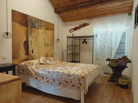 Bed, Photo of the whole room