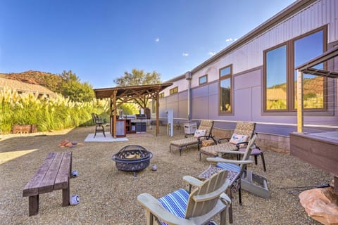 Hot Tub and Fire Pit Pet-Friendly Sedona Home House in Sedona