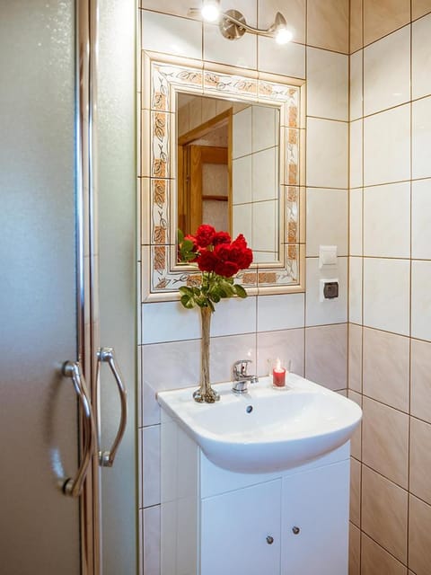 U SYLWI Domki Drewniane Campground/
RV Resort in West Pomeranian Voivodeship, Poland