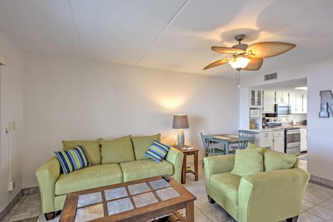 Oceanfront Ormond Beach Condo with Pool Access! Apartment in Ormond By The Sea