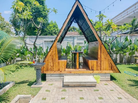 Garden, Seating area