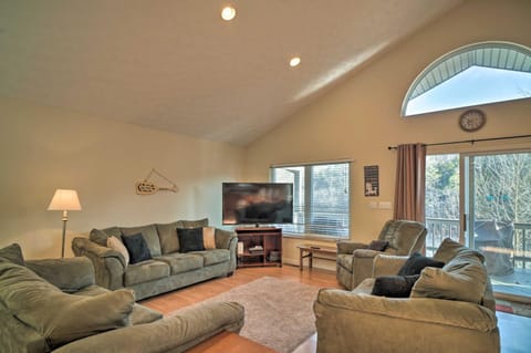 Caryville Home with Private Dock and Norris Lake Views House in Caryville