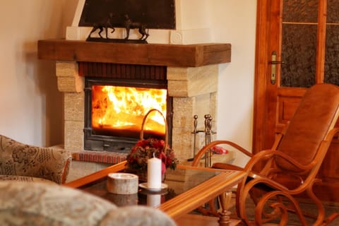 Living room, Decorative detail