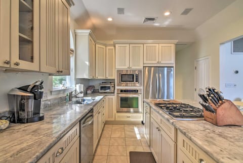 Spacious Pass Christian Home with Pool and Boat Launch House in Pass Christian