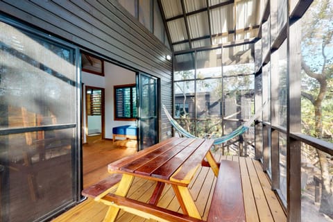 Mahogany Cabaña at Inn The Trees -Gold Standard Certified House in Stann Creek District