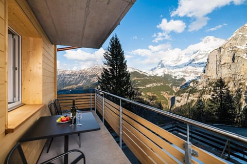 Balcony/Terrace, Mountain view