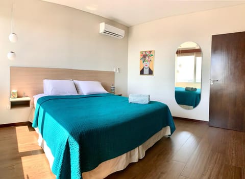 Bed, Photo of the whole room, Bedroom, air conditioner