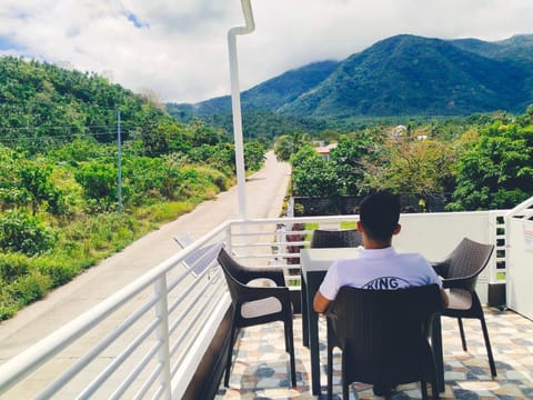 View (from property/room), Balcony/Terrace, Mountain view