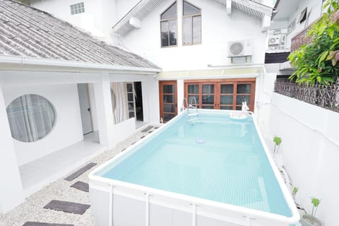 Pool view, Swimming pool