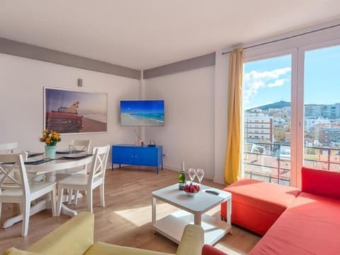 Living room, Street view
