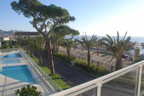 Royal Palm Apartment in Cannes