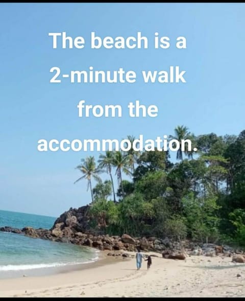 Lanta Beautiful beach house Bed and Breakfast in Sala Dan