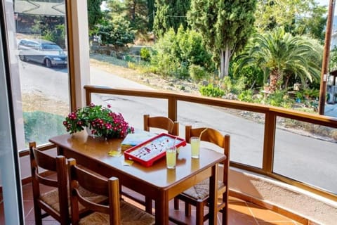 E & M Studios Apartment in Decentralized Administration of Macedonia and Thrace