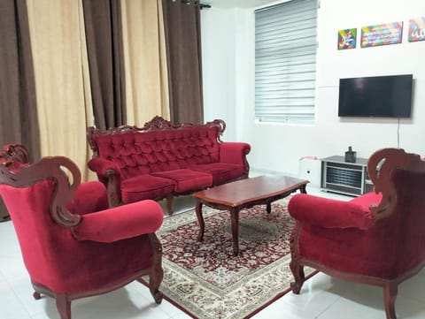 TV and multimedia, View (from property/room), Living room, Seating area