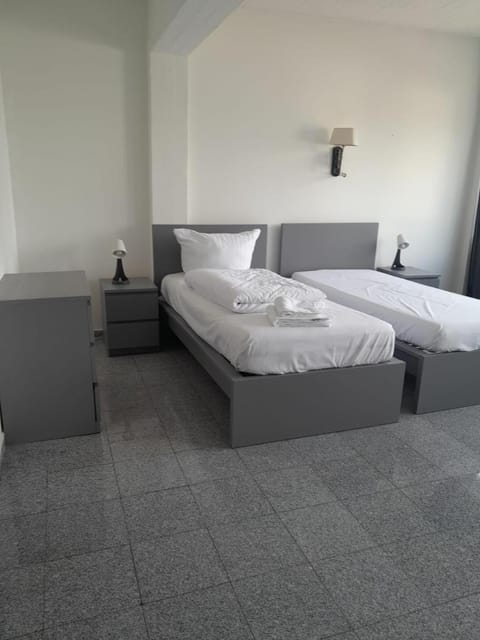 BoLA Ferienwohnung 5 Hamburg-Wandsbek 3 Betten, Küche, Bad Apartment in Hamburg