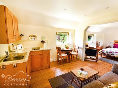 Coombe Orchard House in Swanage