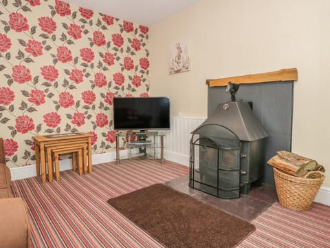 The Farmhouse House in Llanidan