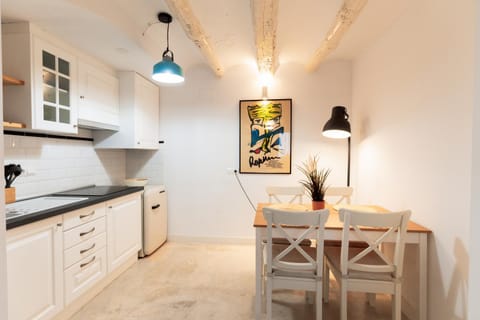 Dining area, microwave, stove, kitchen