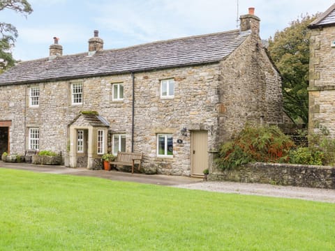 Croft Cottage House in Craven District