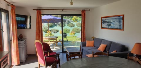 LES EMBRUNS JARDIN House in Finistere